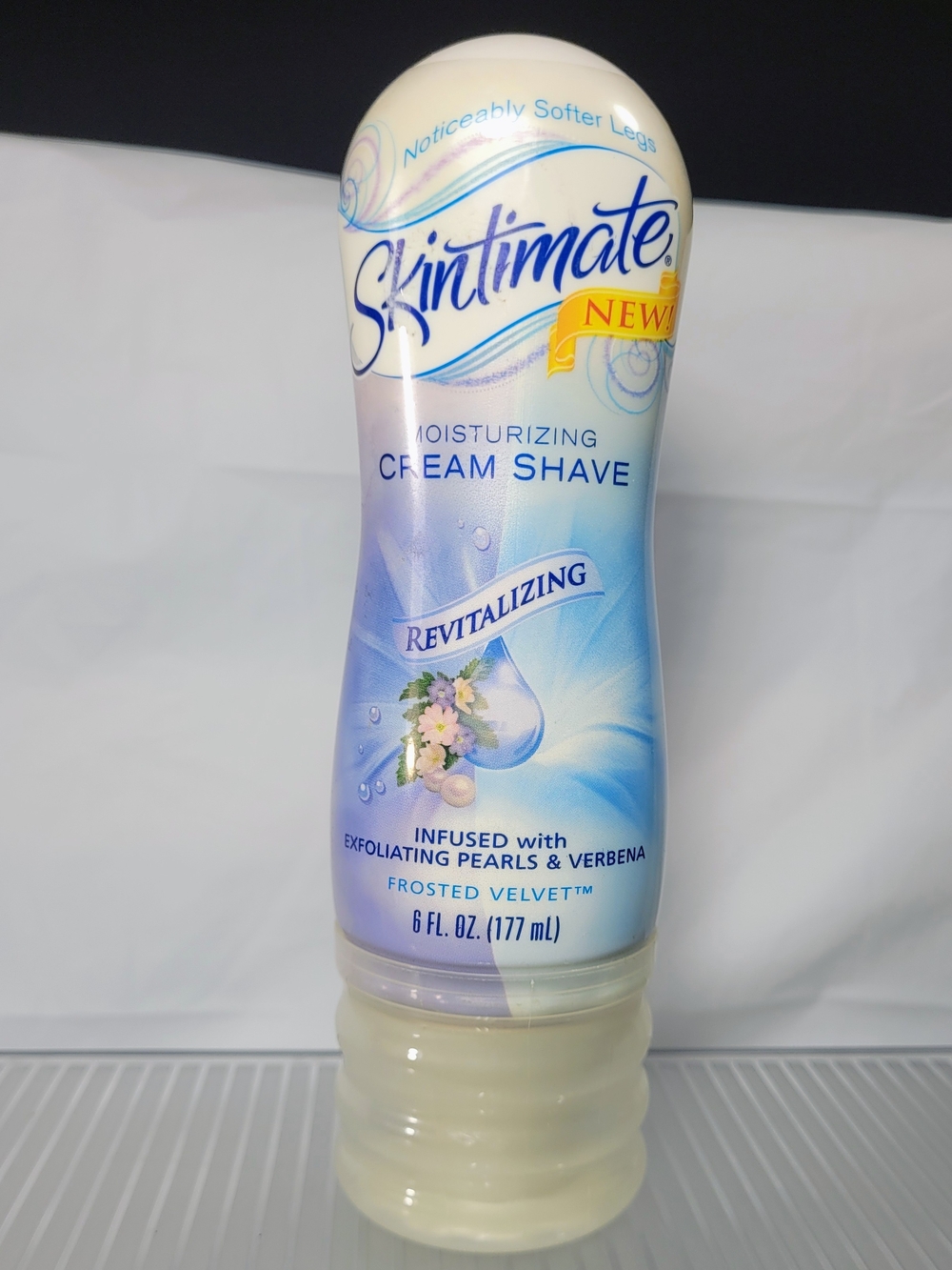 DISCONTINUED Skintimate Frosted Velvet Moisturizing Cream Shave - Blue